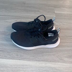Women’s Black New balance shoes